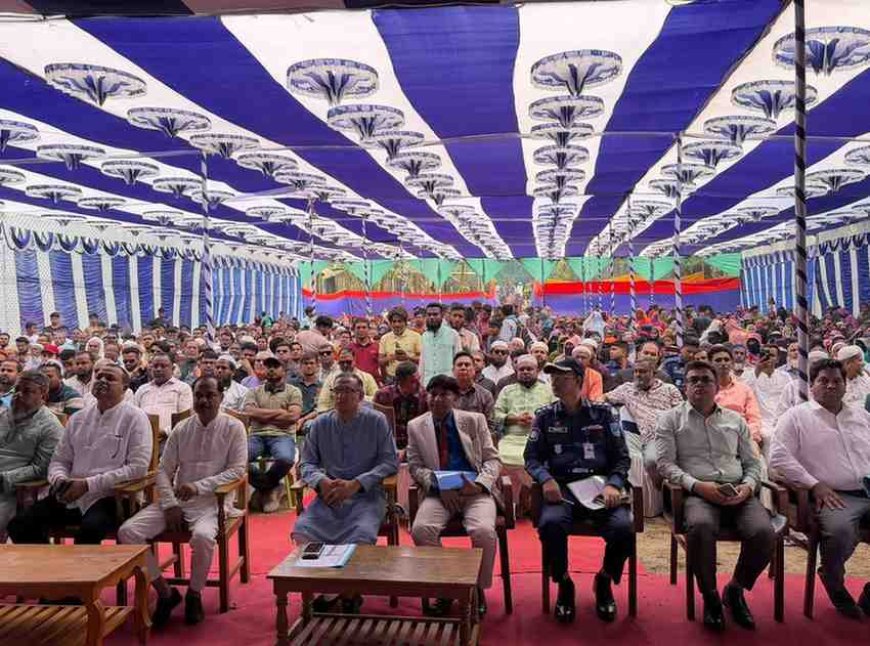 ফ্যামিলি কার্ড চালু করায় প্রধানমন্ত্রীকে ধন্যবাদ জানালেন বস্ত্র ও পাট প্রতিমন্ত্রী মোঃ শরীফুল আলম