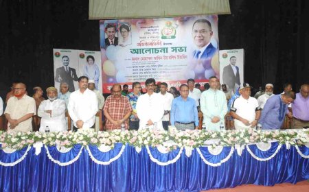 স্বাধীনতার ঘোষণা দিয়ে যুদ্ধে অংশ নেওয়া একমাত্র প্রেসিডেন্ট জিয়াউর রহমান