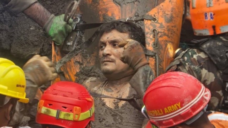 ধ্বংসস্তূপে চাপা পড়া নেপালের সুড়ঙ্গ থেকে দুই শ্রমিককে জীবিত উদ্ধার