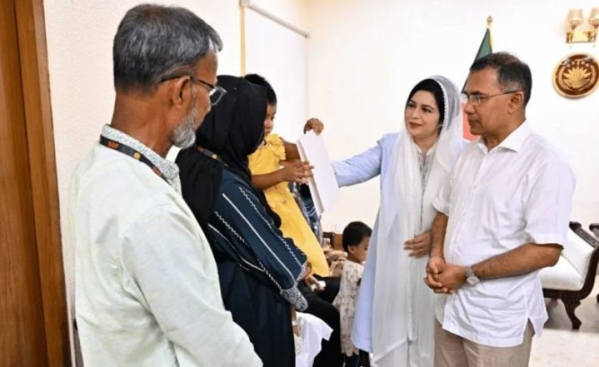 হাটহাজারীতে গোলা বিস্ফোরণে শহীদ সেনাসদস্যদের পরিবারকে প্রধানমন্ত্রীর আর্থিক সহায়তা